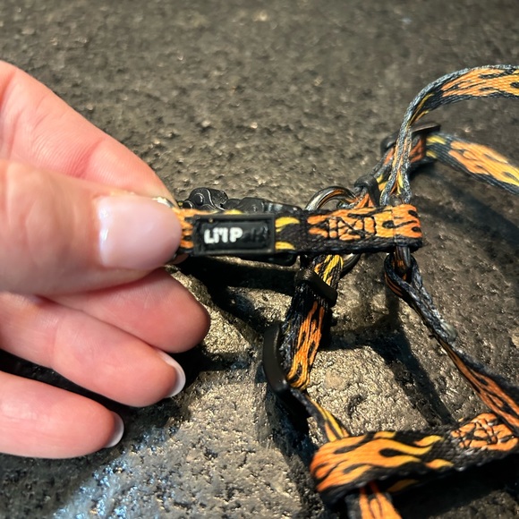 NWOT Li'I Pals Comfort Wrap Adjustable Dog or Small Pet Harness, Flames - Picture 10 of 10